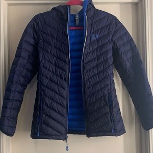 Mountain Hardware hooded puffer jacket - small